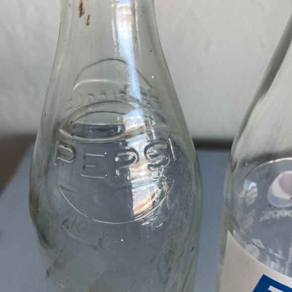 Lot of 2 Old Glass Pepsi soda pop bottles; clear & red white blue label vintage - Picture 2 of 8